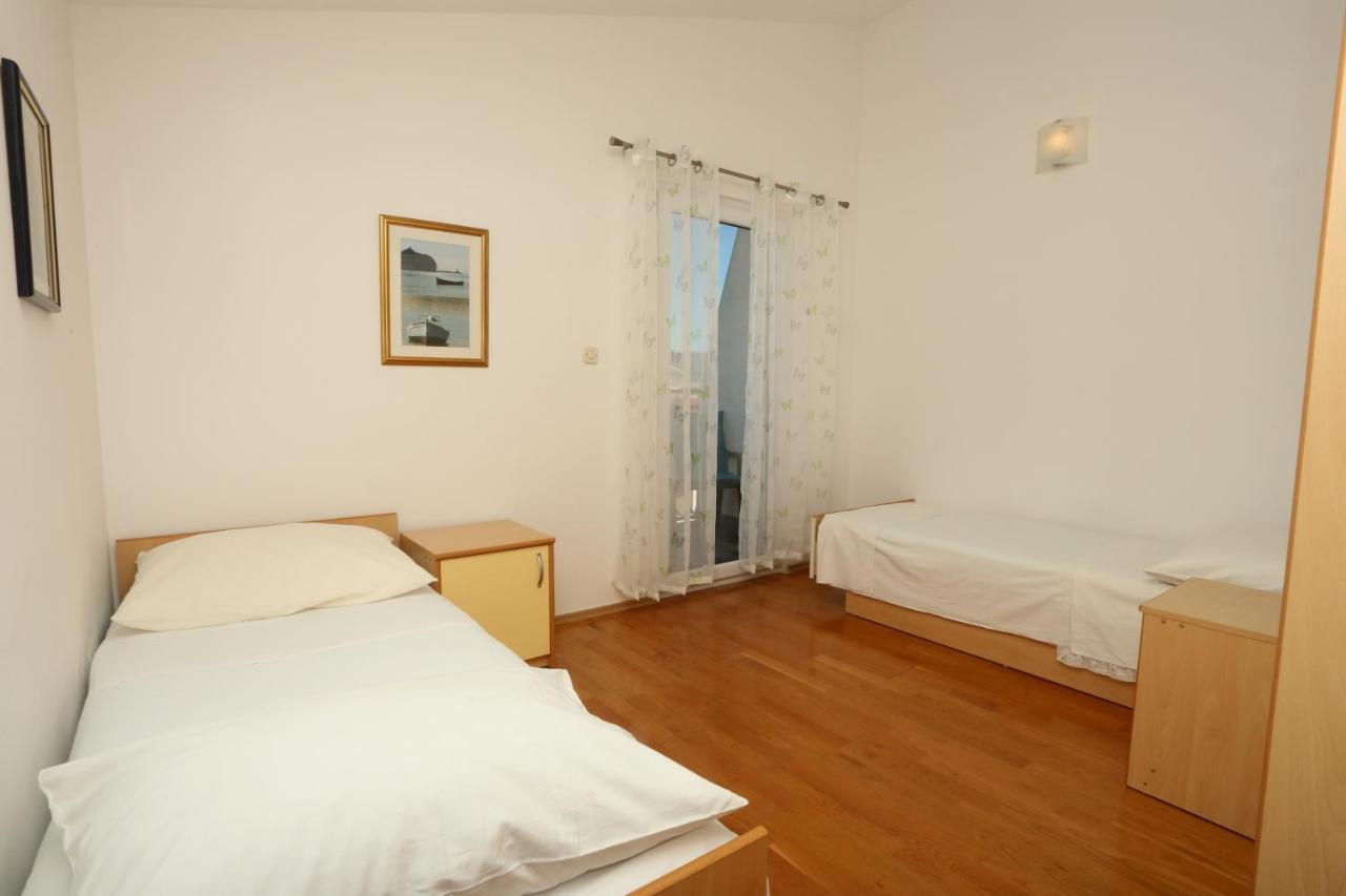 Apartments Sikirica Trogir Eksteriør bilde